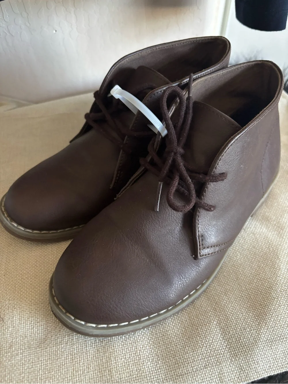 GUC The Childrens Place Kids Brown Lace-Up Ankle Boots, Size 5